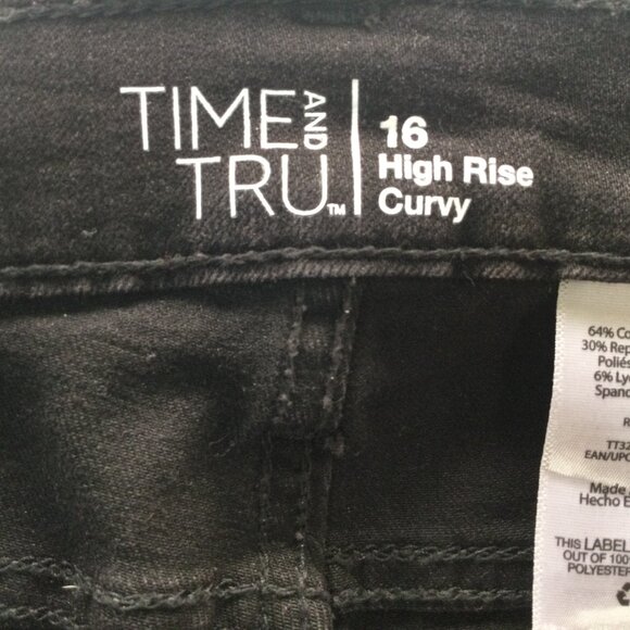 Time  & Tru High Rise Curvy Pants Sz 16 Womens Black Denim Jeans Tapered - Picture 3 of 9